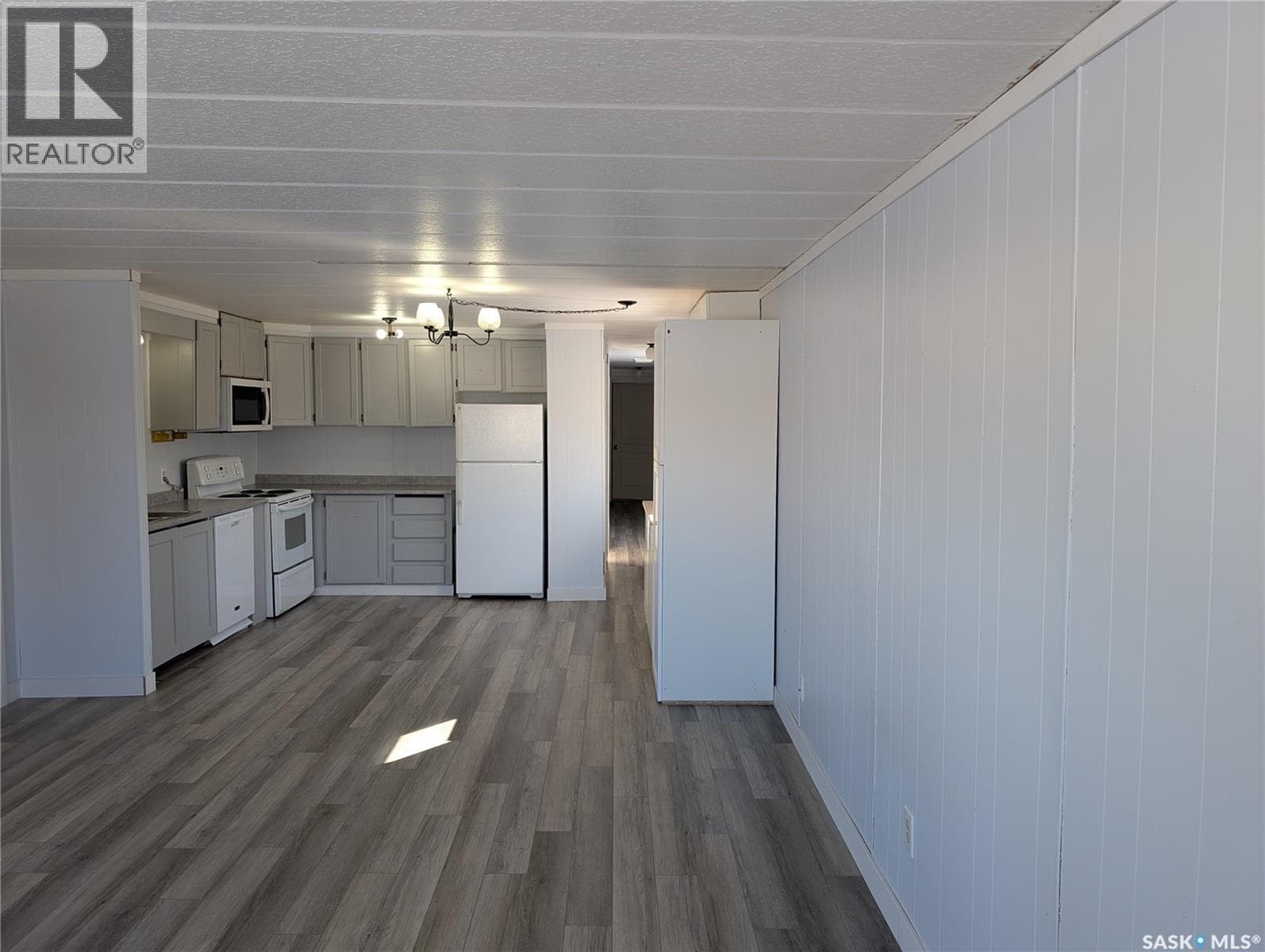 62 219 Grant STREET — photo 5