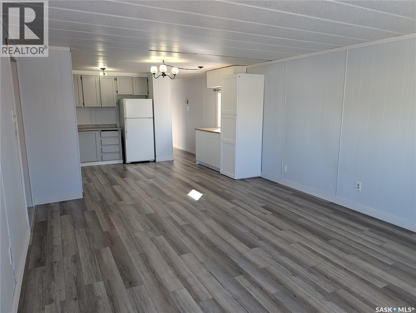 62 219 Grant STREET — photo 4