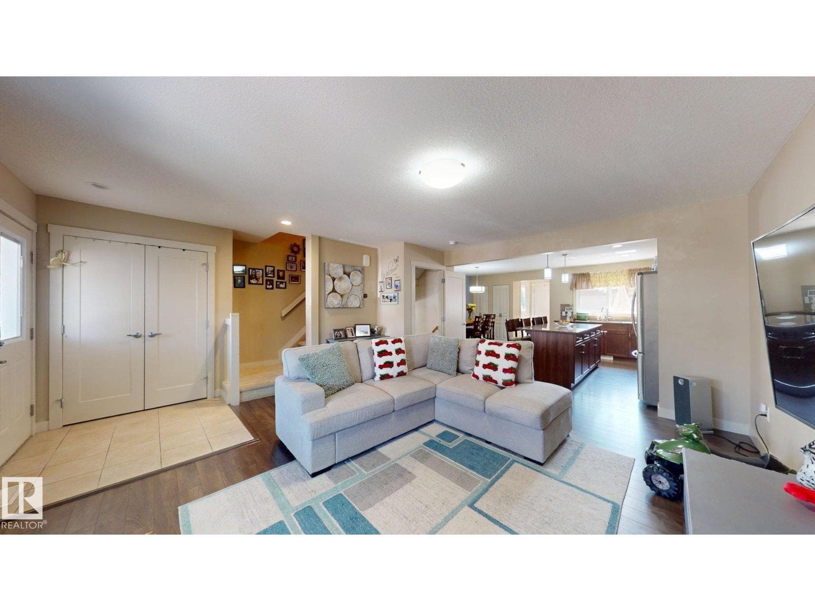 6824 EVANS WD NW NW — photo 3