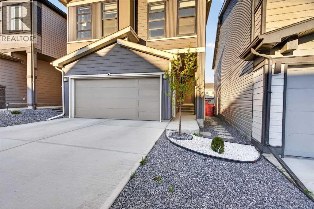 36 Royston Rise NW — photo 2