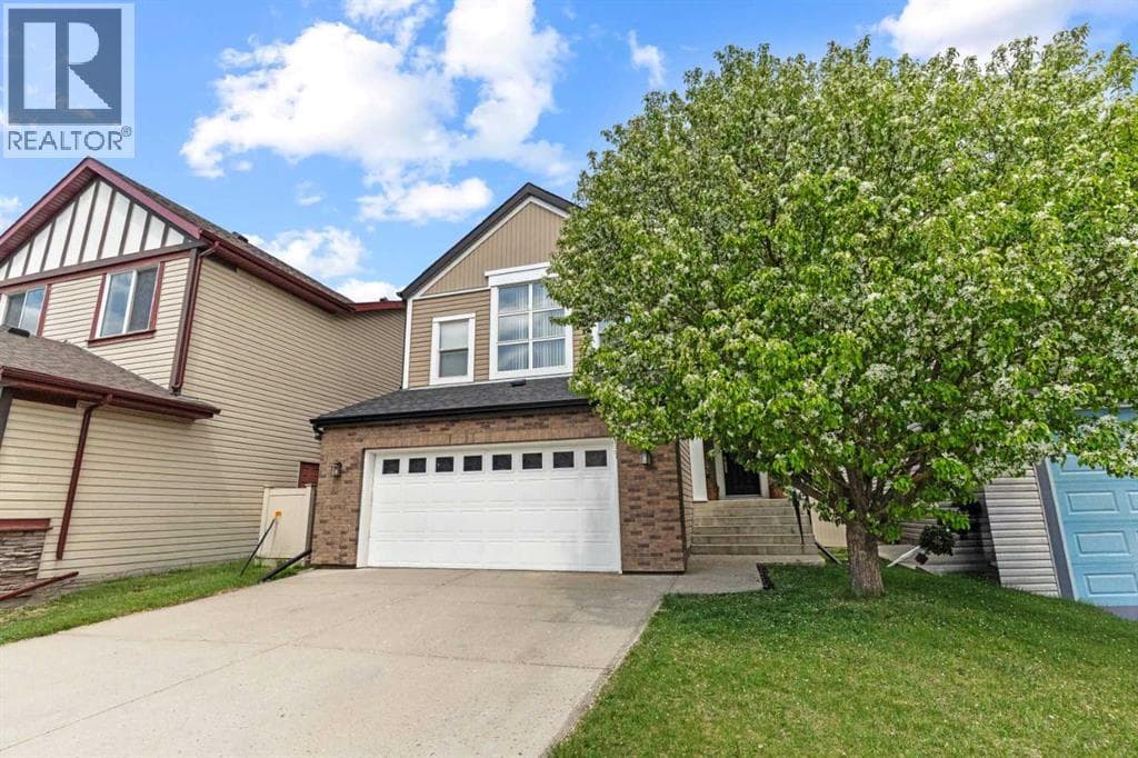 137 Copperleaf Bay SE — photo 3