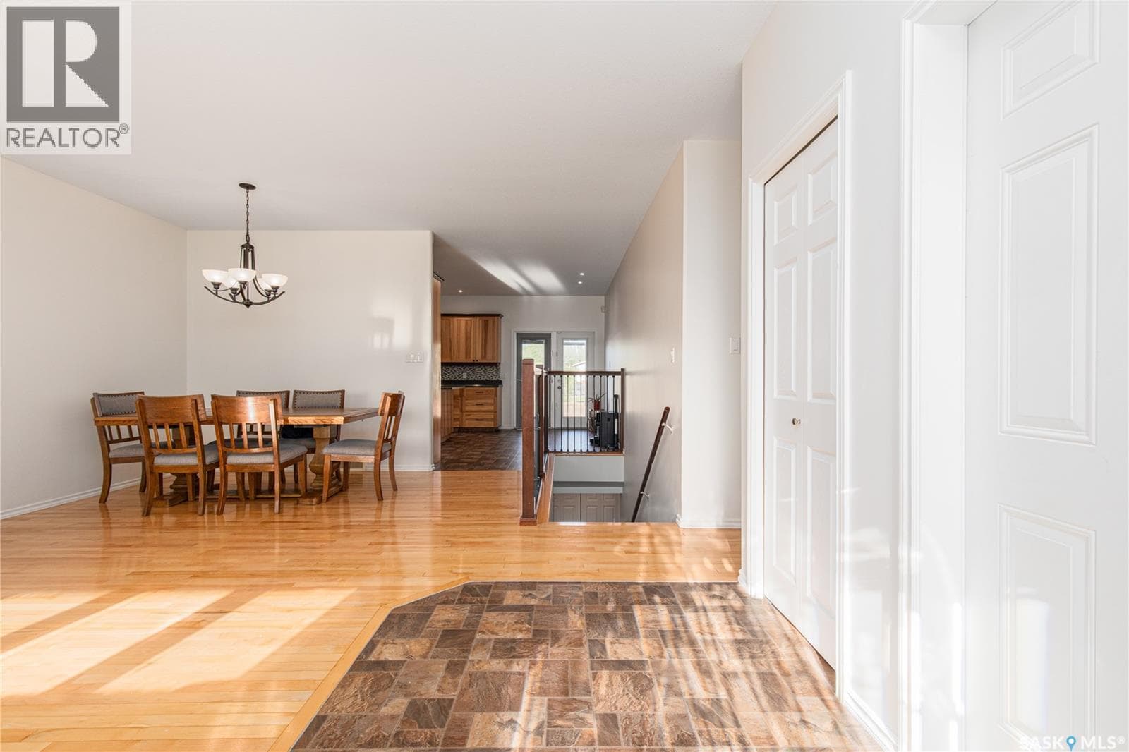 27 Belmont CRESCENT — photo 5