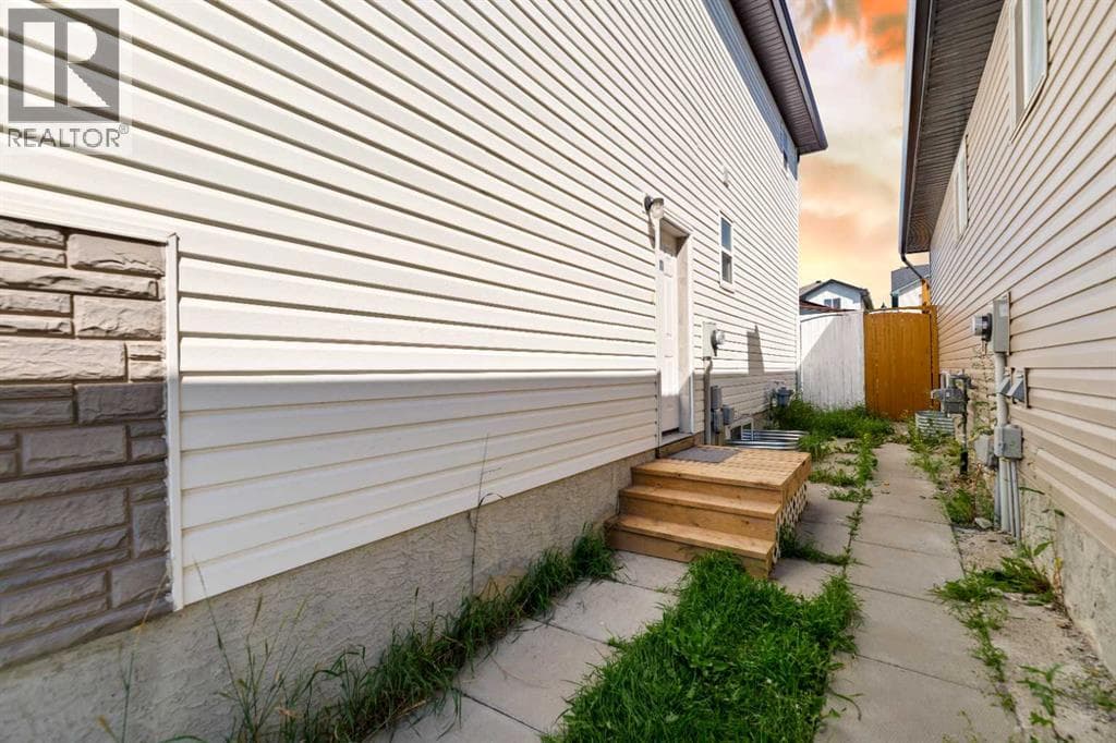 248 Taracove Road NE — photo 4