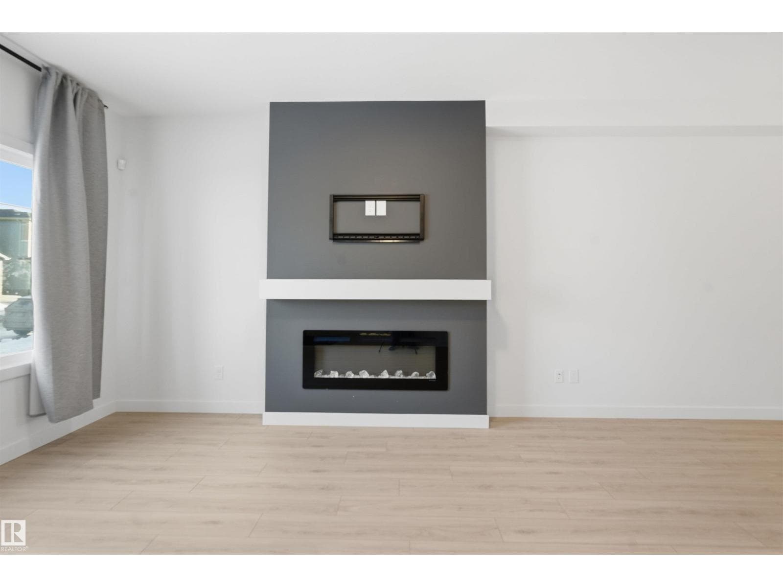 317 JUNIPER CV — photo 5