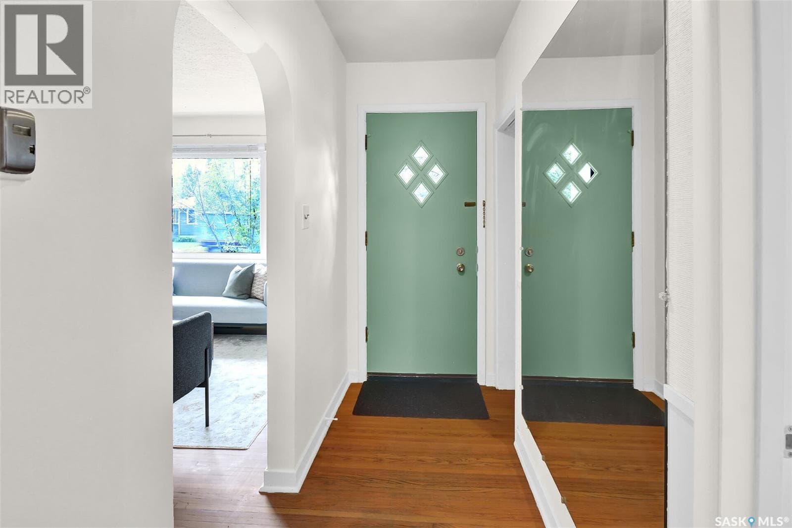 1401 Cumberland AVENUE S — photo 5