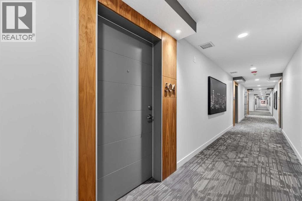 504, 122 Mahogany Centre SE — photo 4