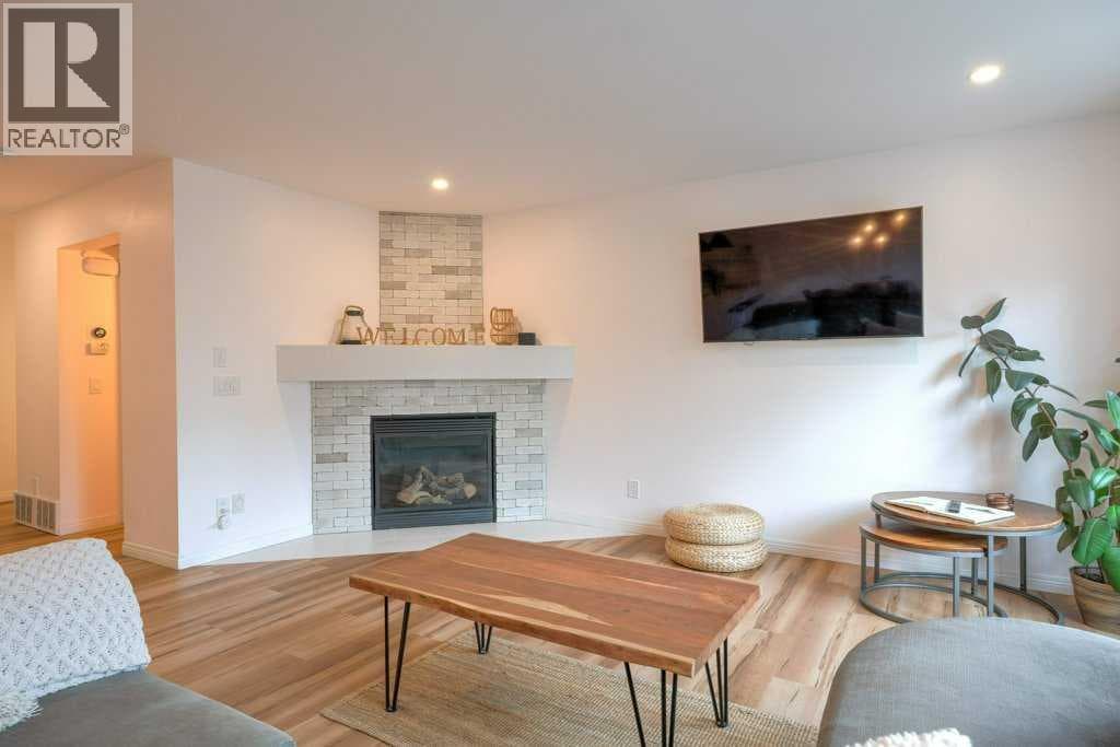 282 Chapalina Terrace SE photo 7