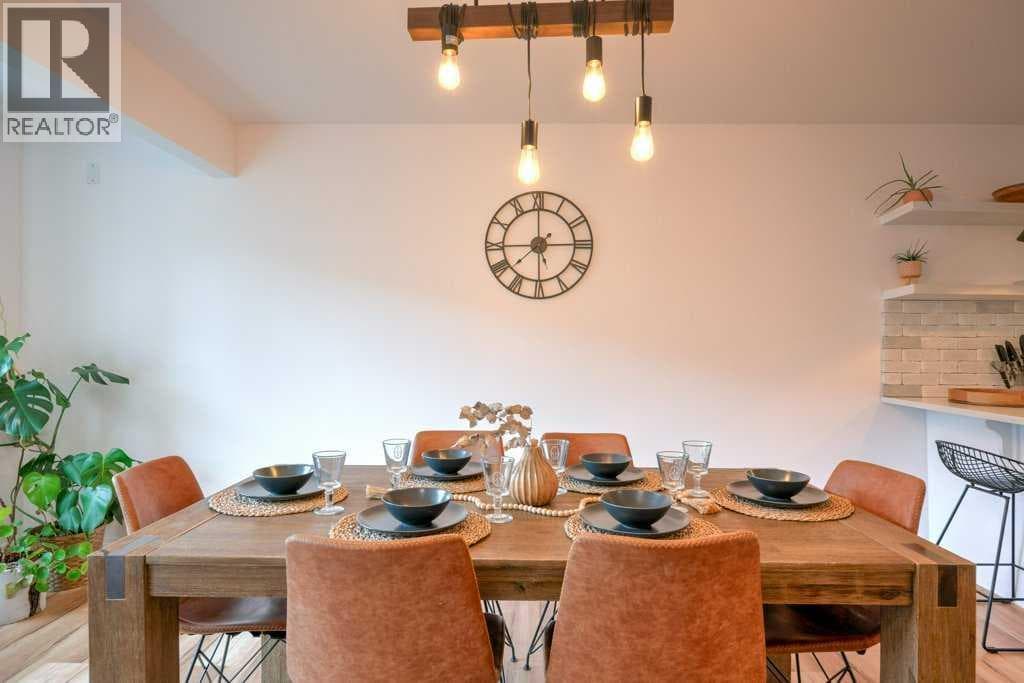 282 Chapalina Terrace SE photo 8