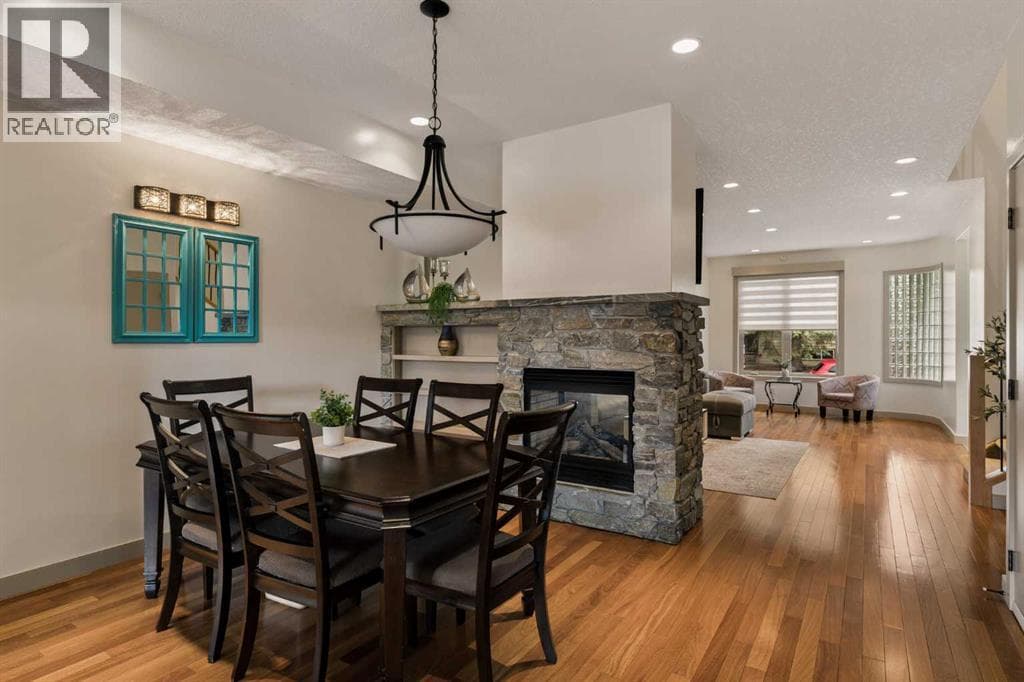 3127 40 Street SW photo 12