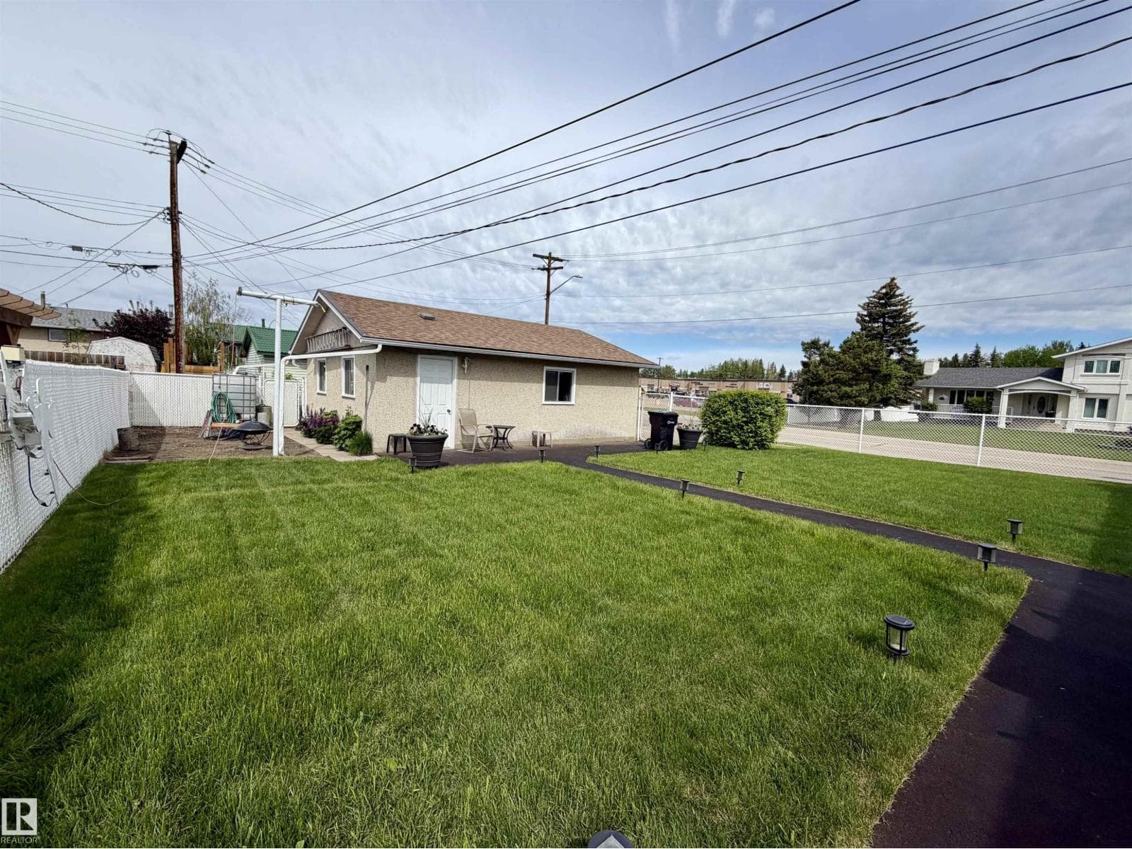5428 49A ST — photo 5