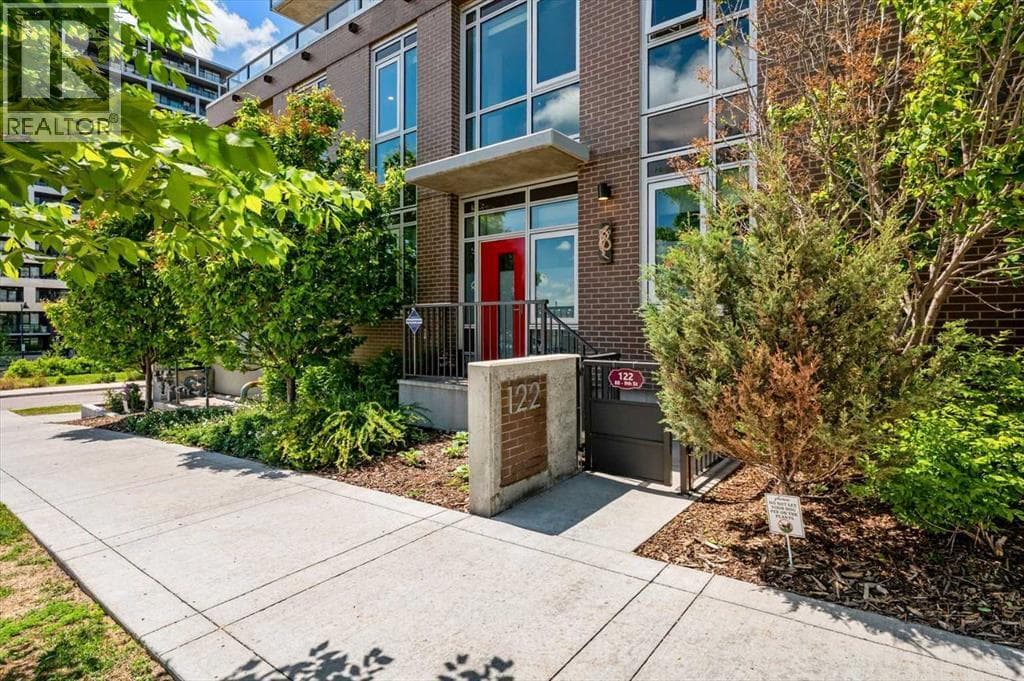122, 88 9 Street NE — photo 3