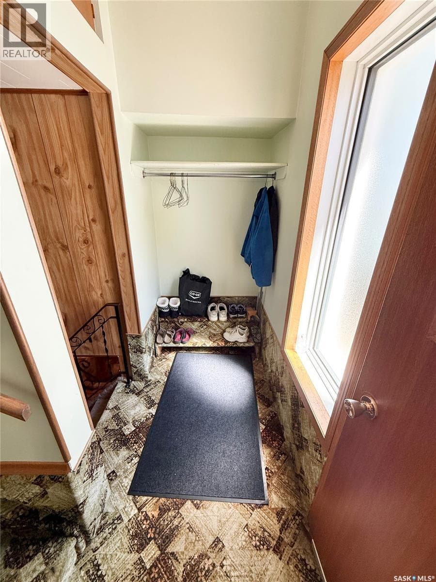 521 Elizabeth STREET — photo 2