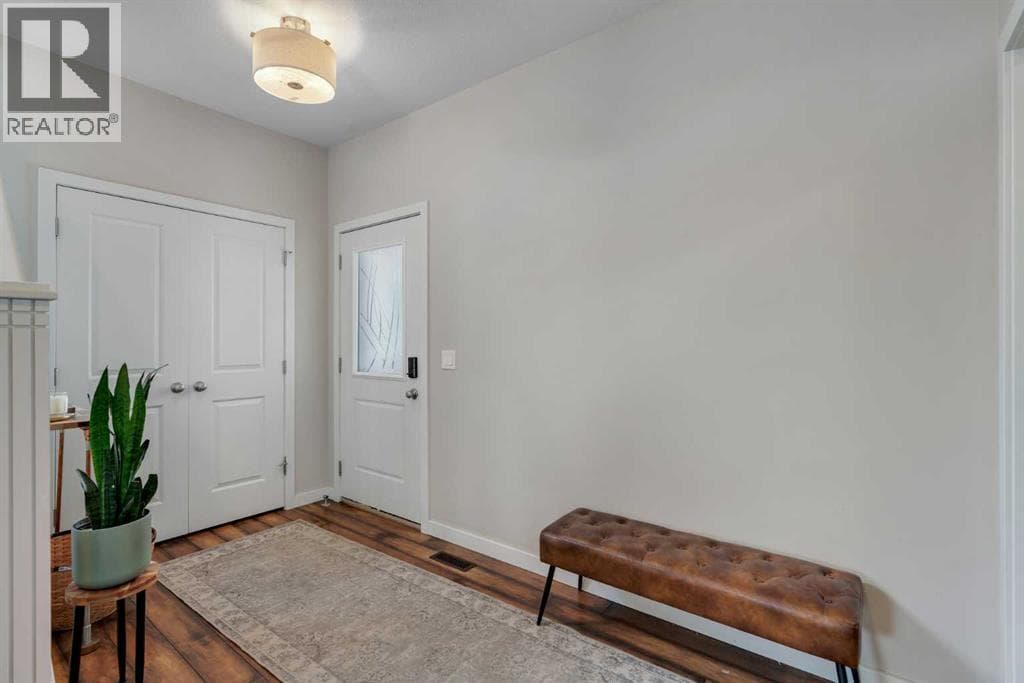 69 Kingsbridge Place SE — photo 3