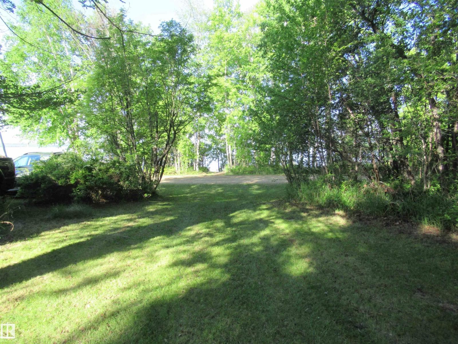 64 Sundance BE — photo 2