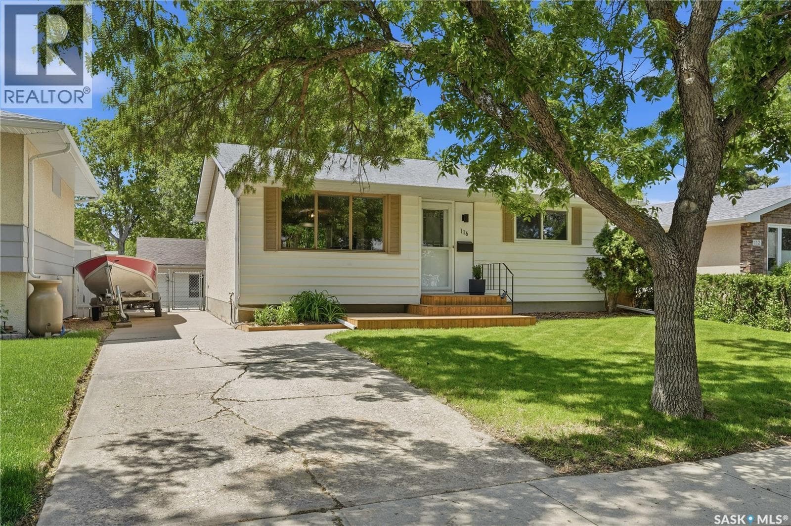 116 Straub STREET