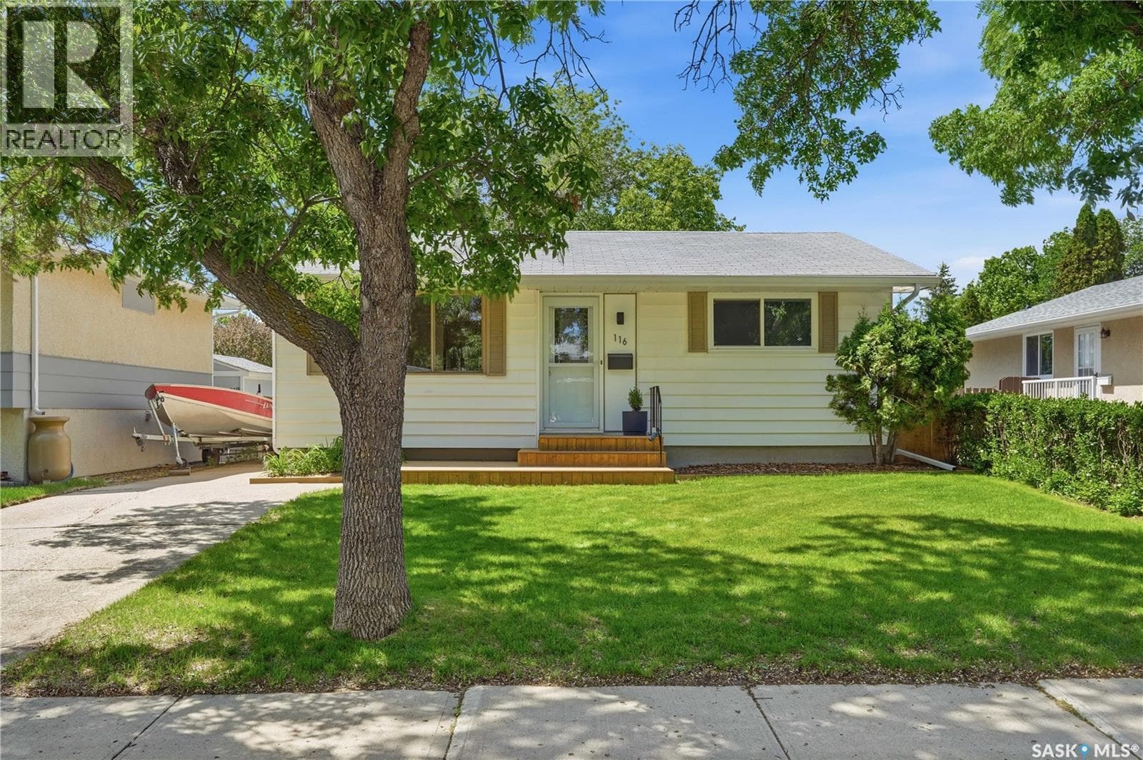 116 Straub STREET — photo 2