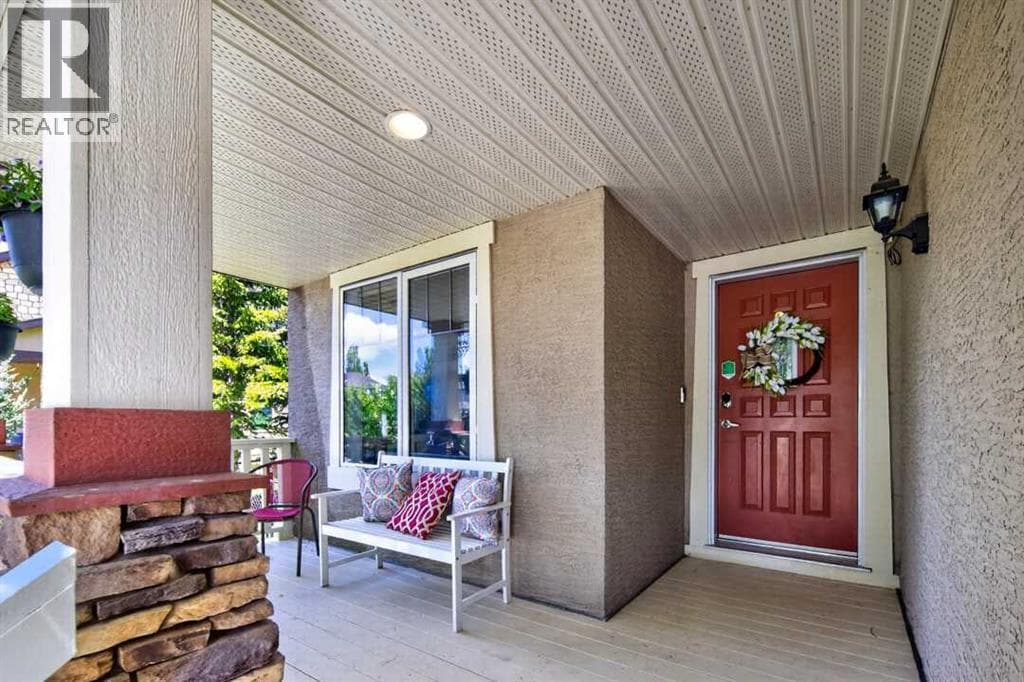 122 Discovery Ridge Way SW — photo 3