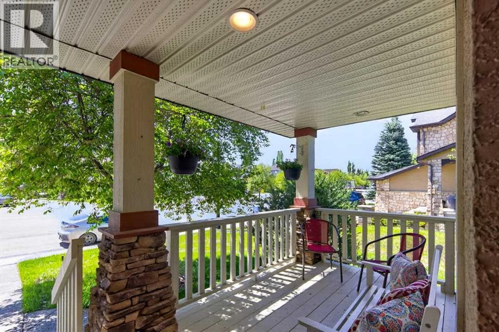 122 Discovery Ridge Way SW — photo 4
