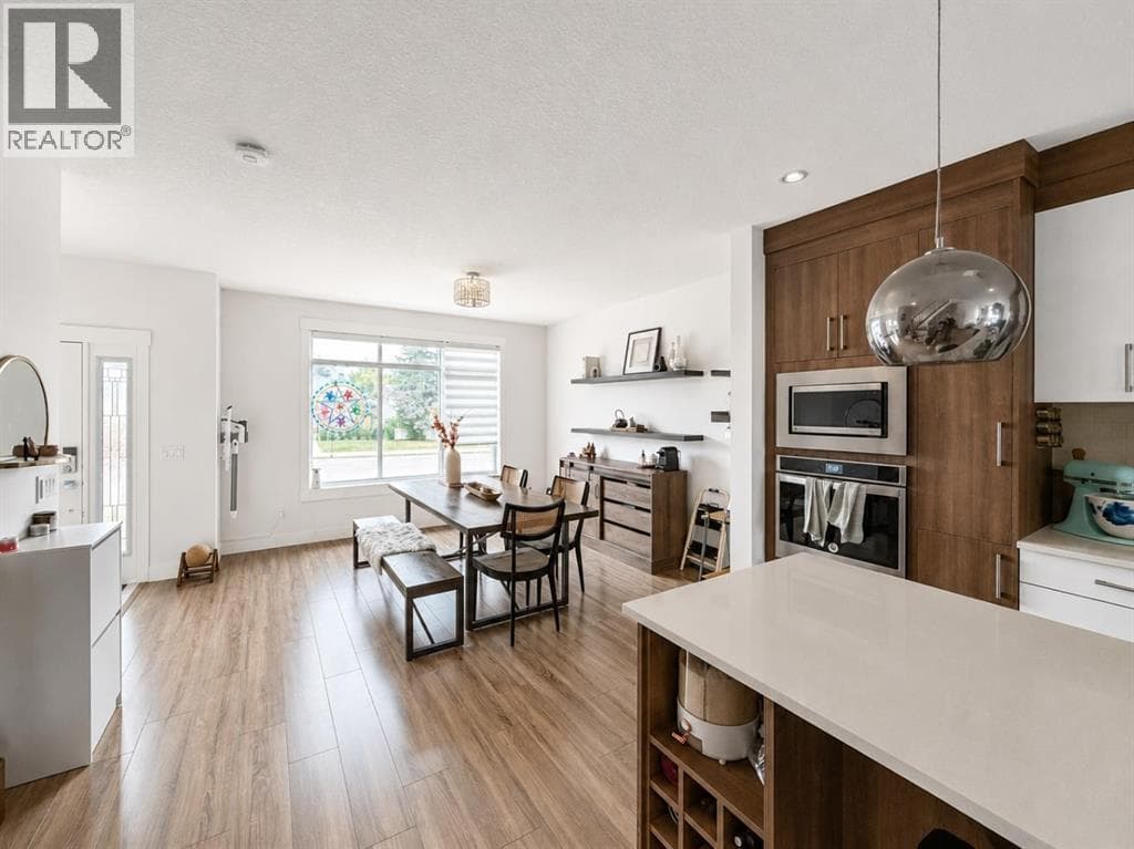 4347 72 Street NW — photo 5