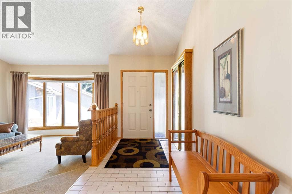 23 Millside Place SW — photo 2