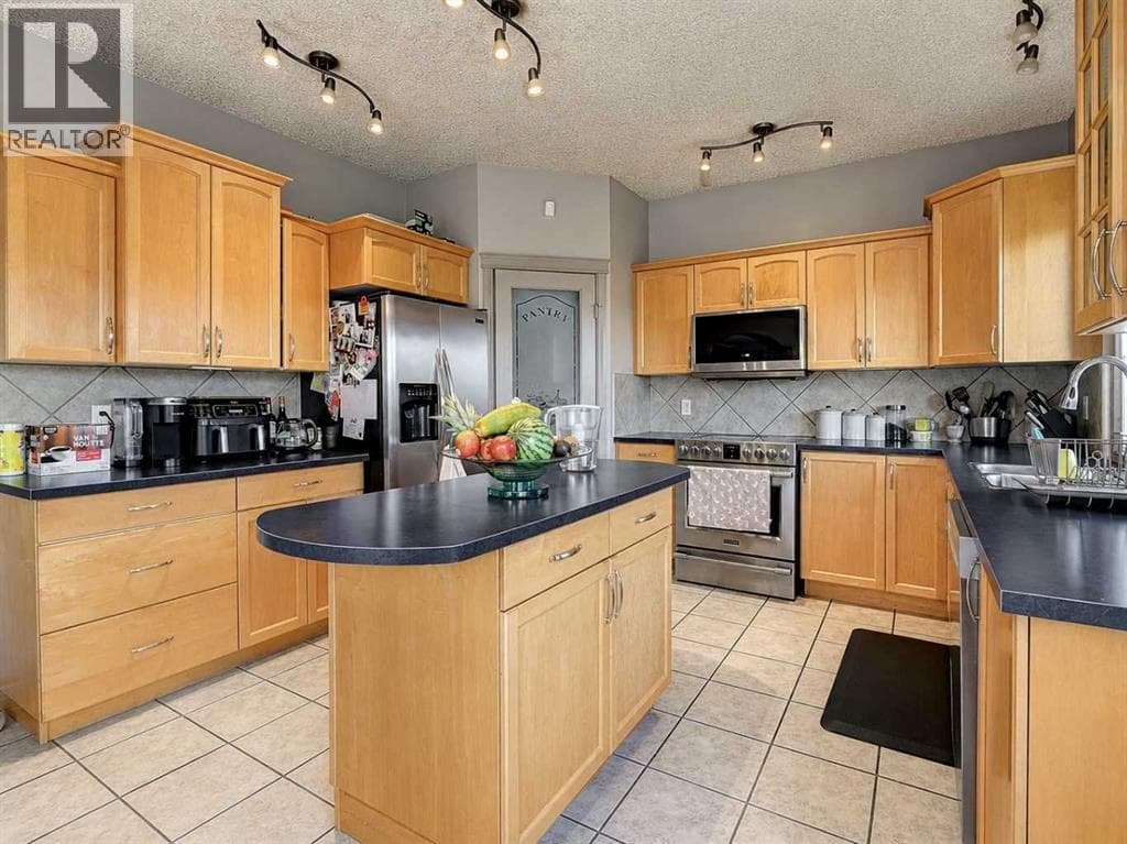 12605 Lakeshore Drive — photo 2