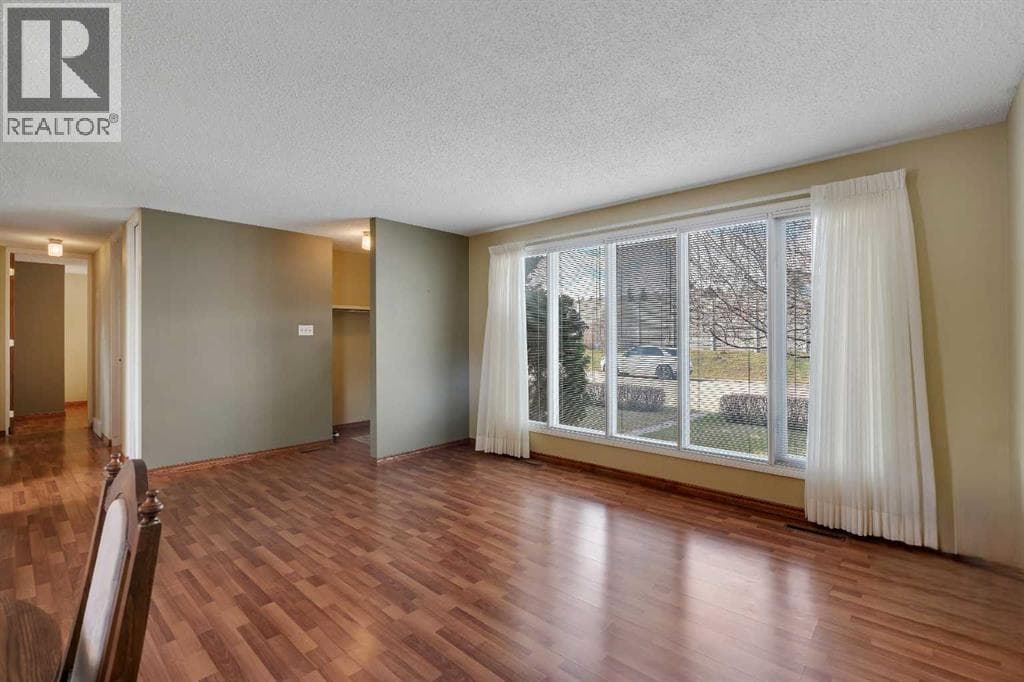 212 Westwood Drive SW — photo 5