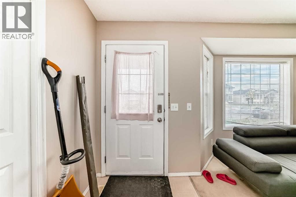 111 Tarawood Road NE — photo 4