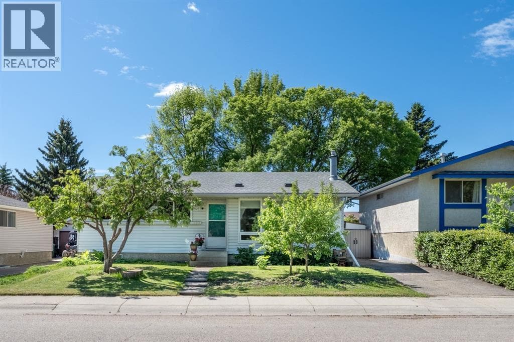 1019 Lysander Drive SE