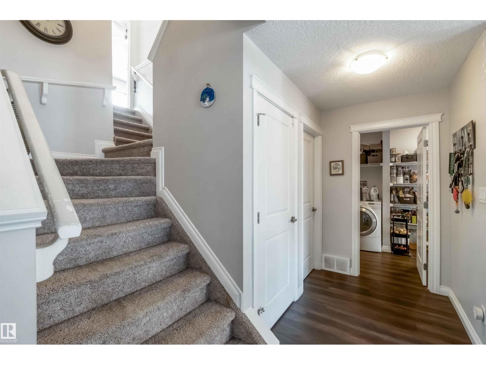 12232 167B AV NW — photo 4