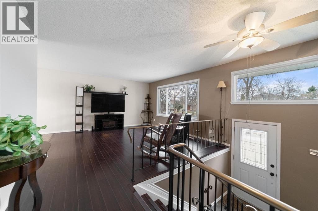 5722 Marler Drive — photo 3