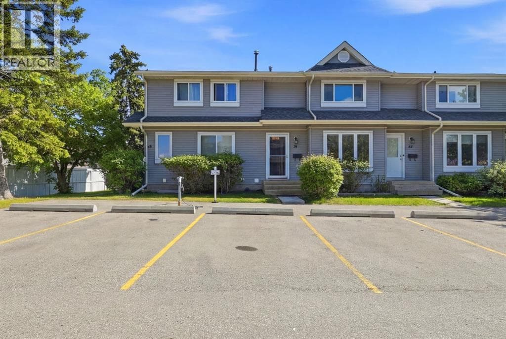 46 Falconer Terrace NE