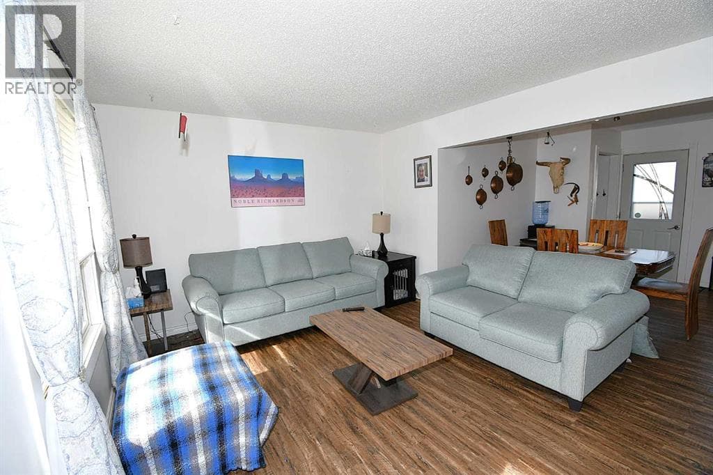 326 3 Avenue — photo 3