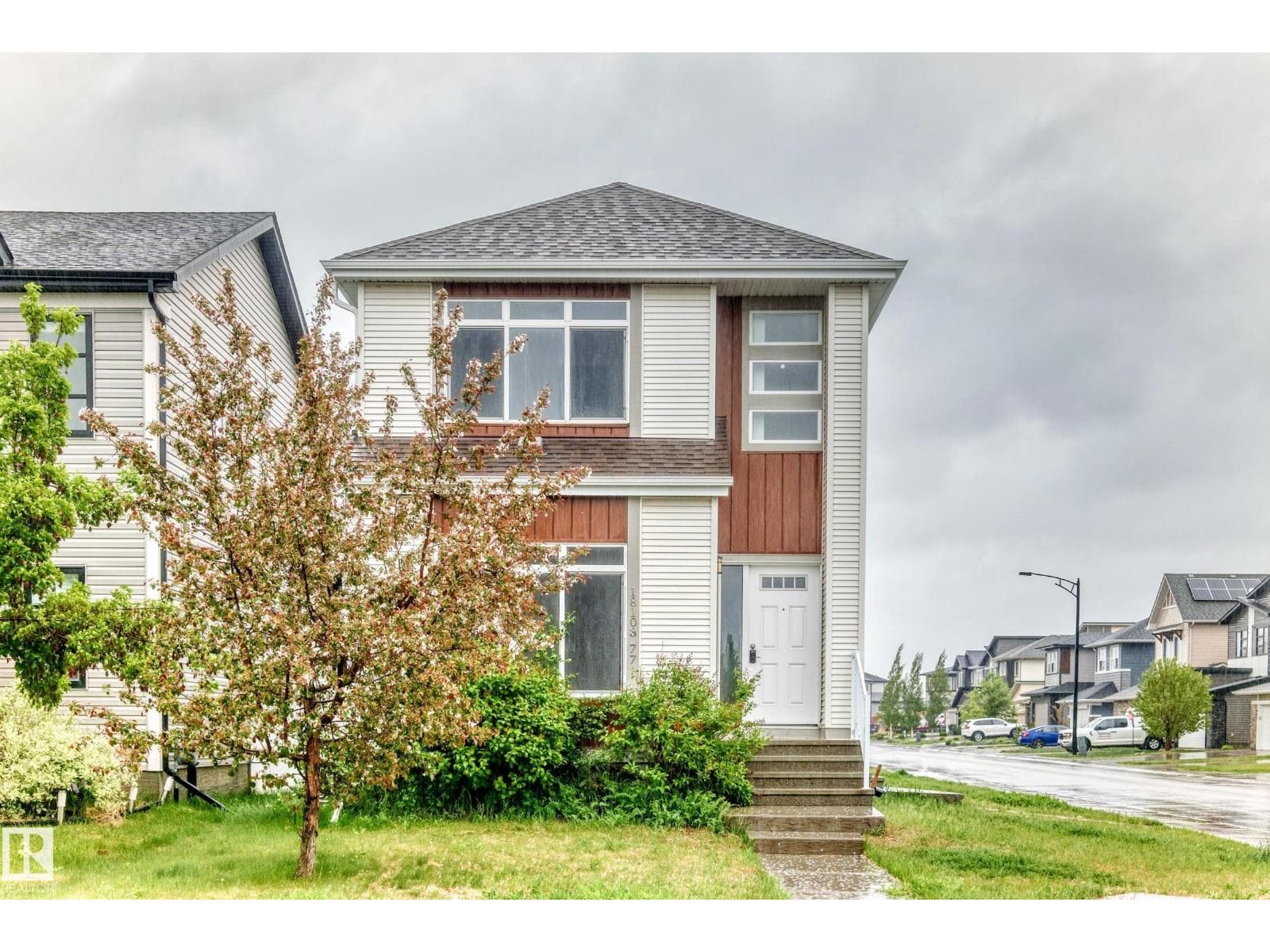 18103 77 ST NW