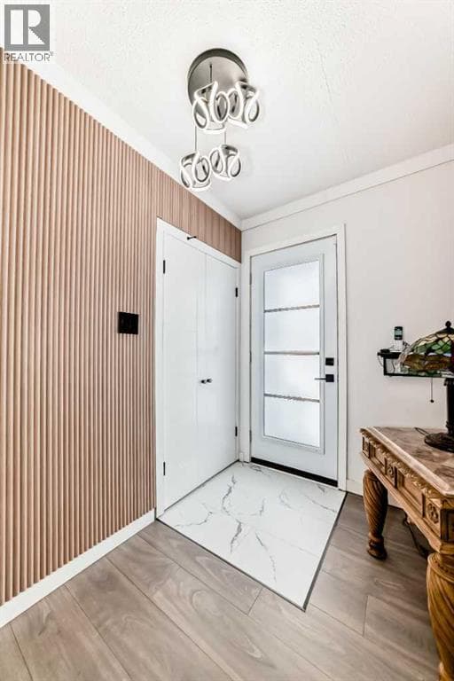 4117 45 Street — photo 3