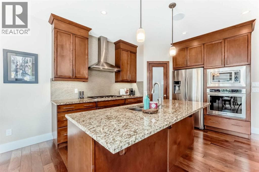 32 Westmore Place SW — photo 4