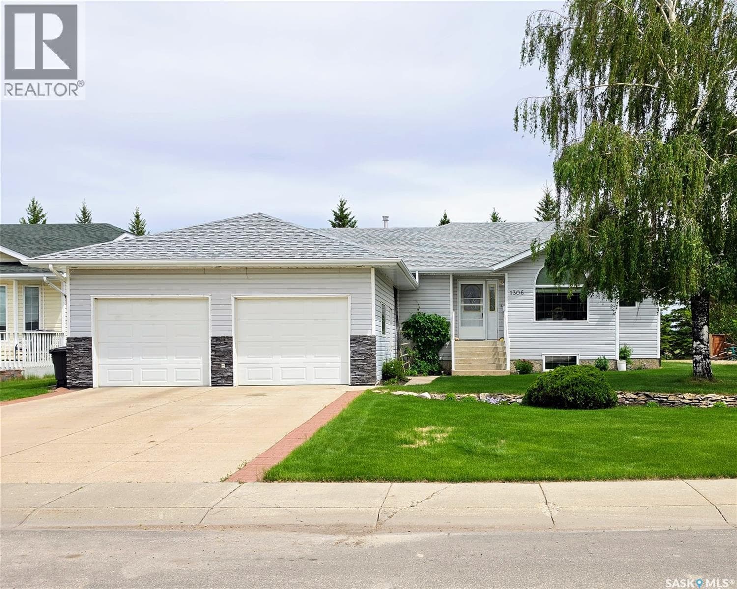 1306 4th STREET