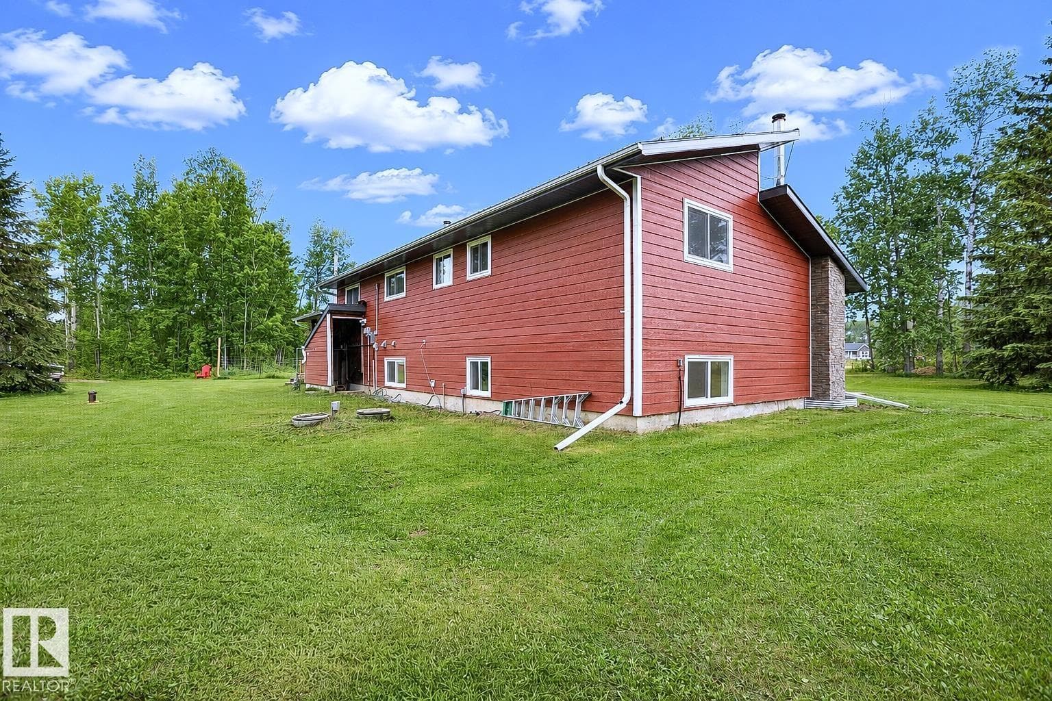 624031 RGE ROAD 64 — photo 3