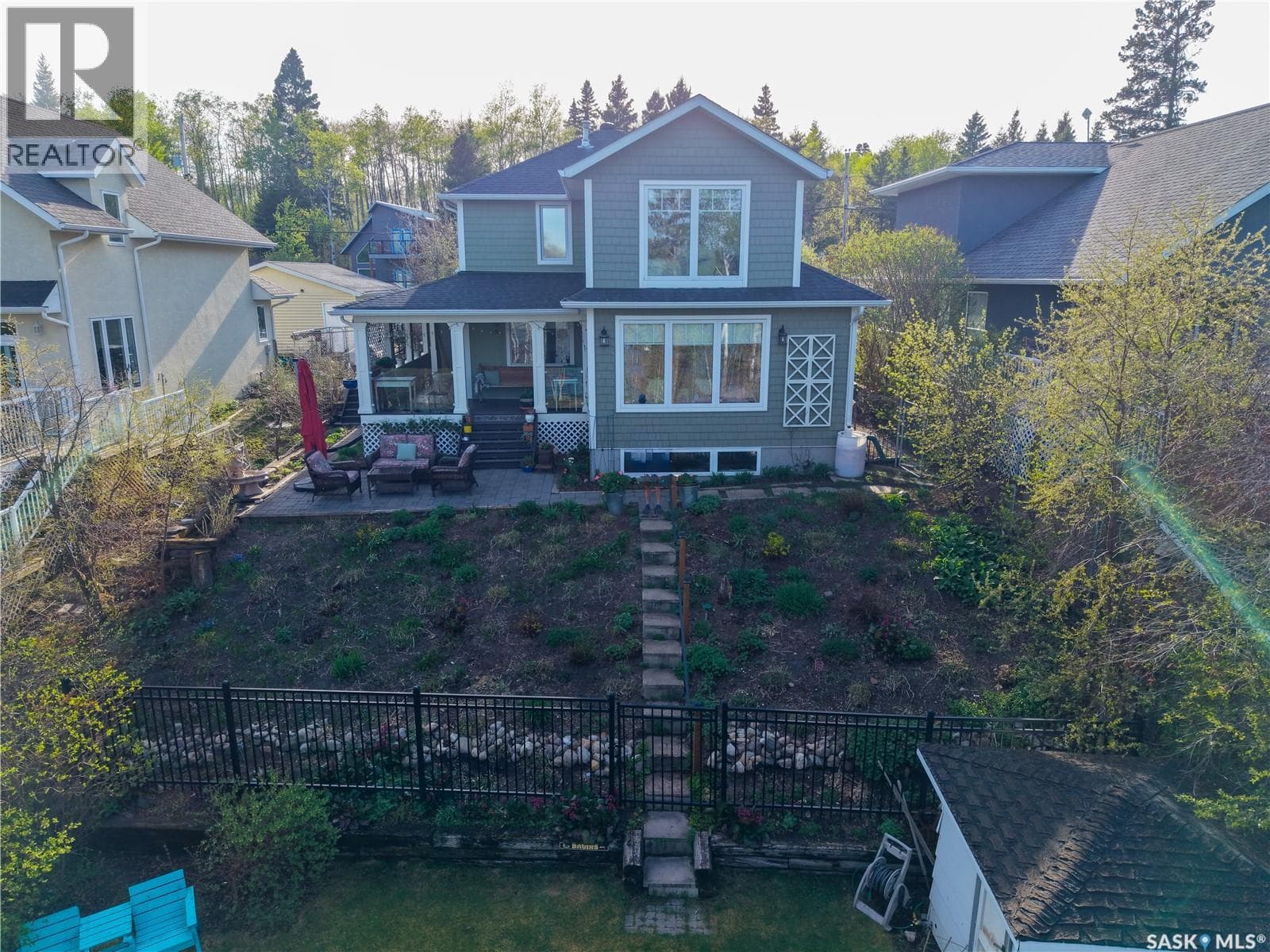 359 Guise DRIVE