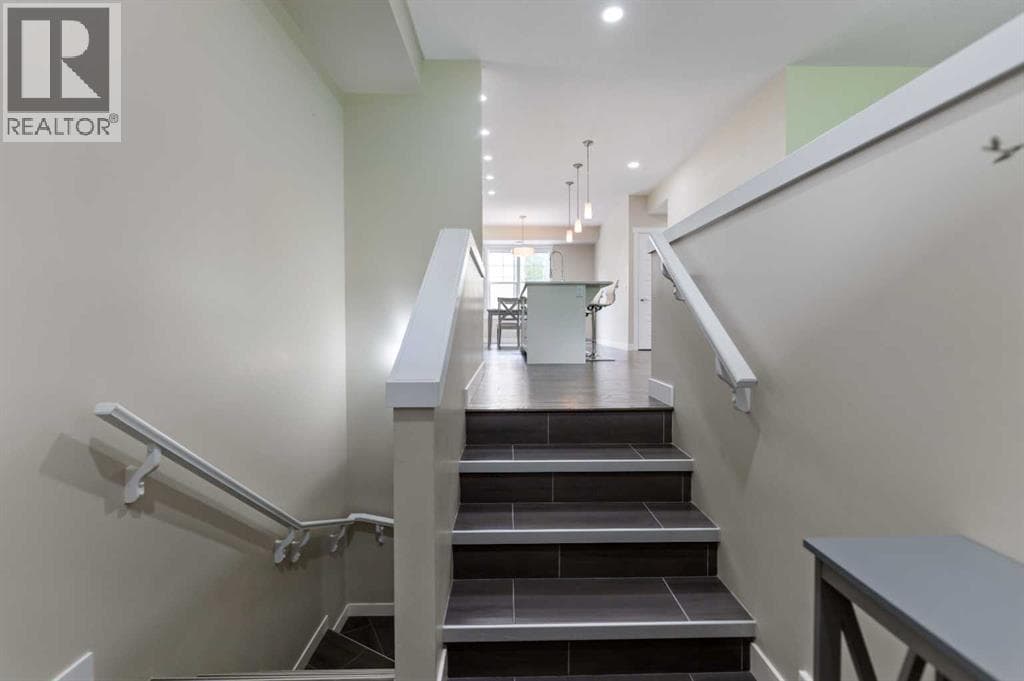 165 Cranbrook Villas SE — photo 4