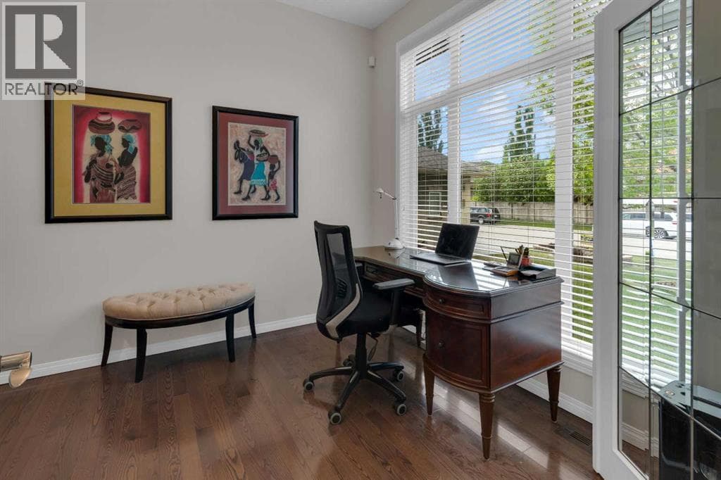 102 Panatella Crescent NW — photo 3