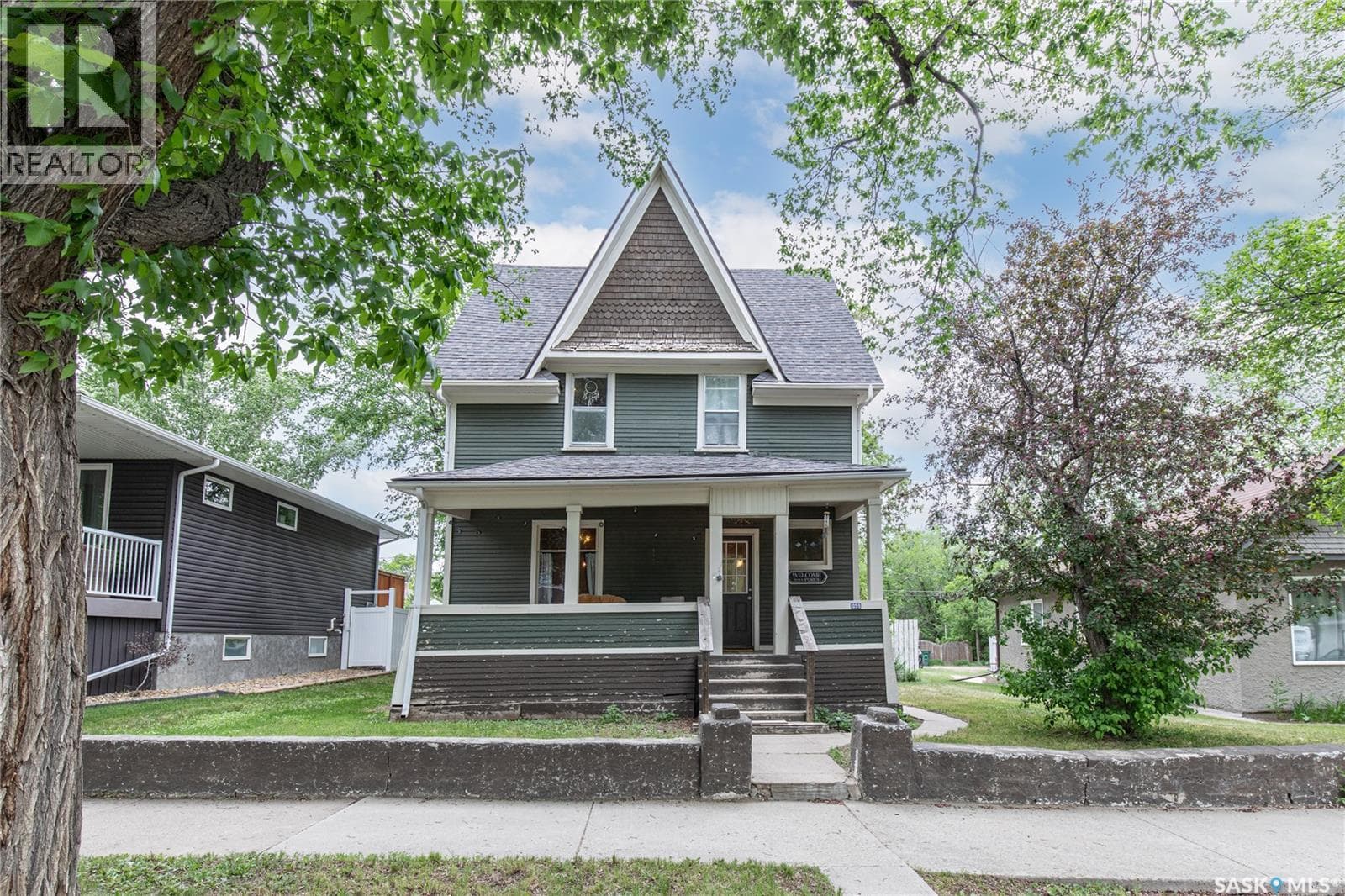 1059 Willow AVENUE