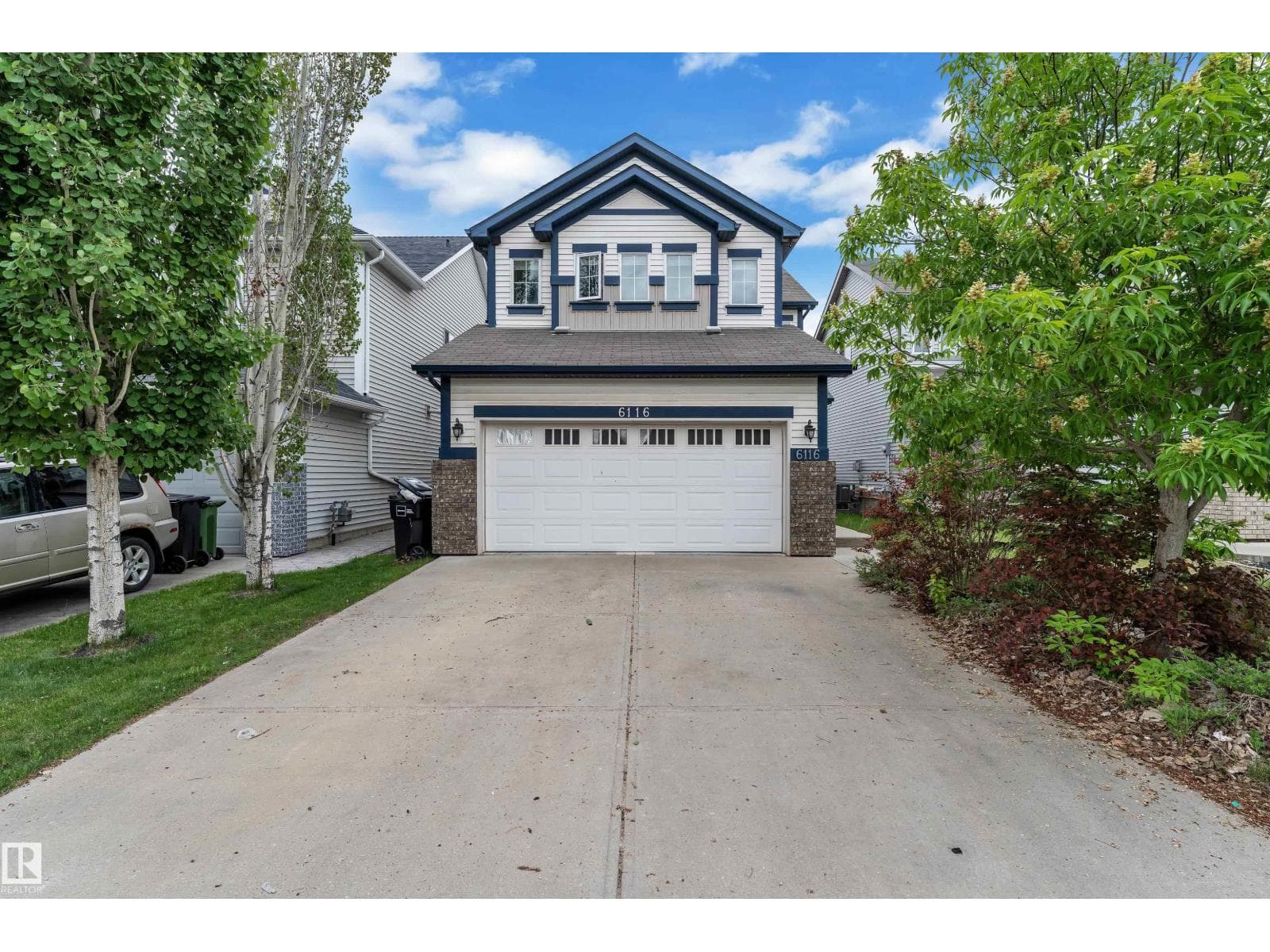 6116 11 AV SW