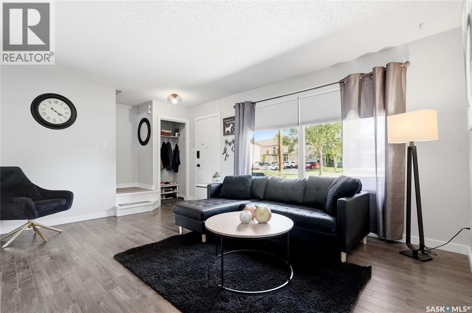 452 Lenore DRIVE — photo 5