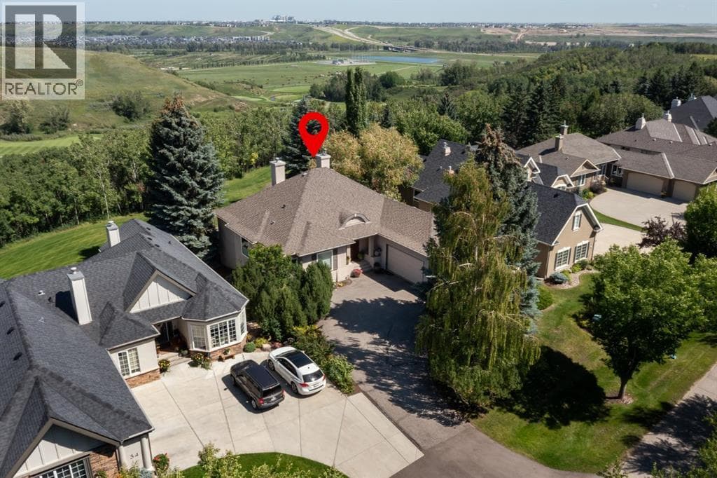 33 Ridge Pointe Drive