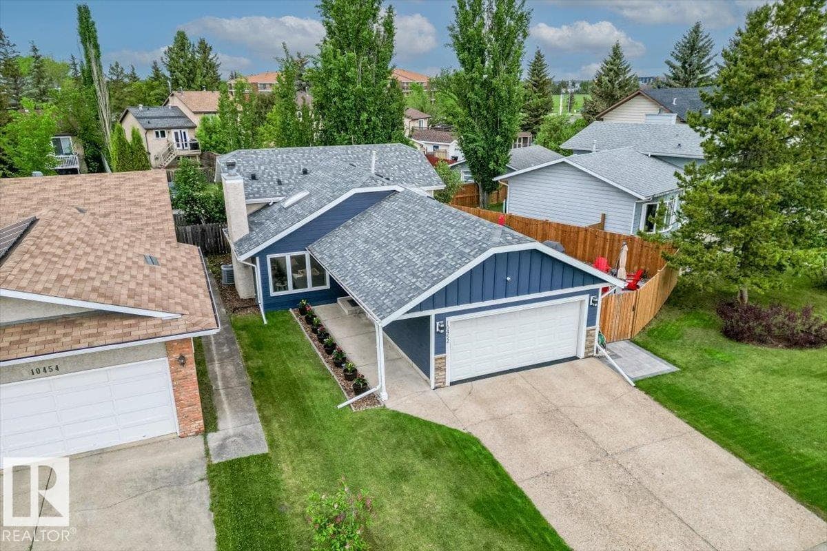 10452 18 AV NW — photo 4