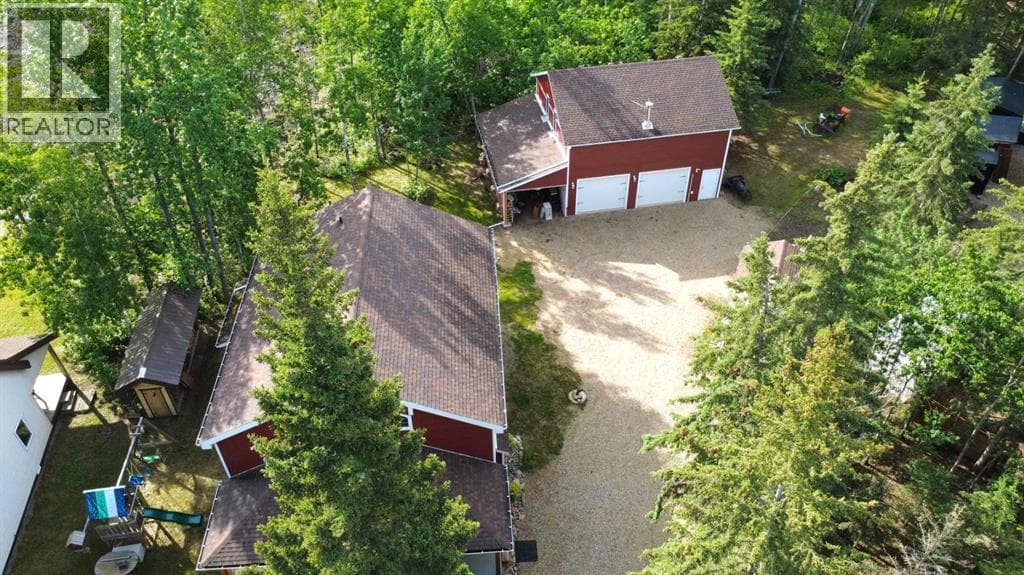 1028 Birch Place — photo 3