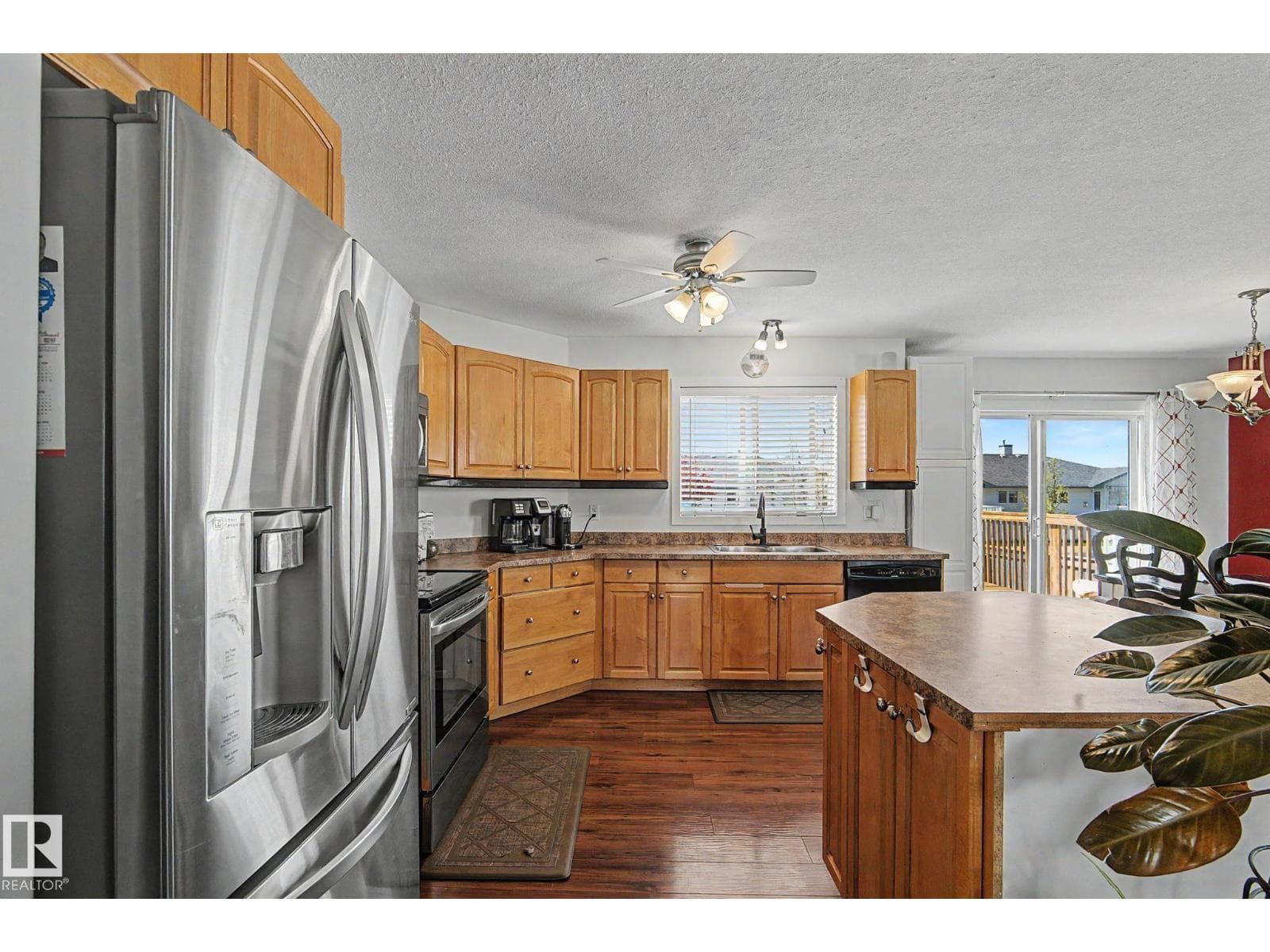 7565 165A AV NW — photo 5