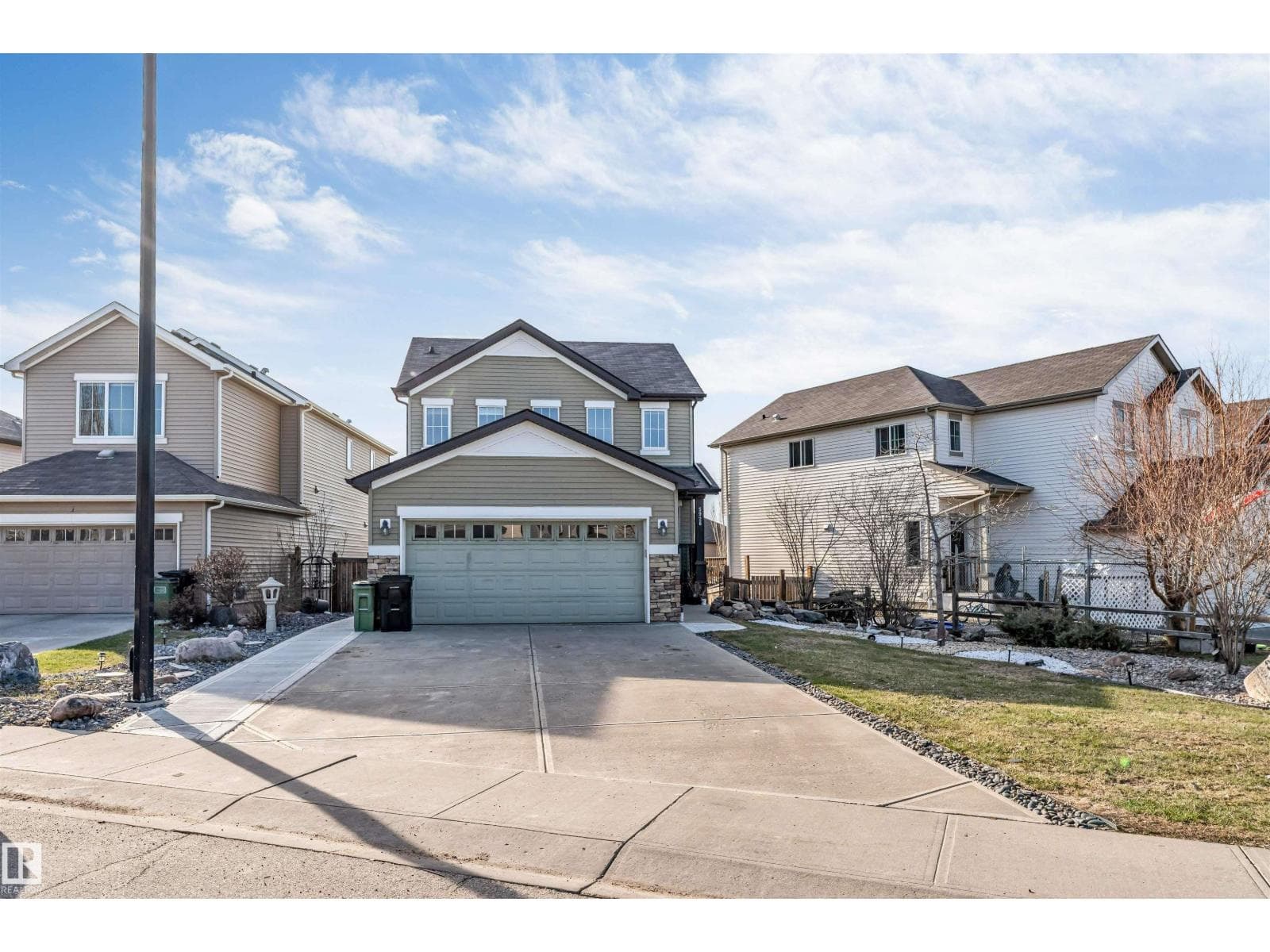 5928 12 AV SW
