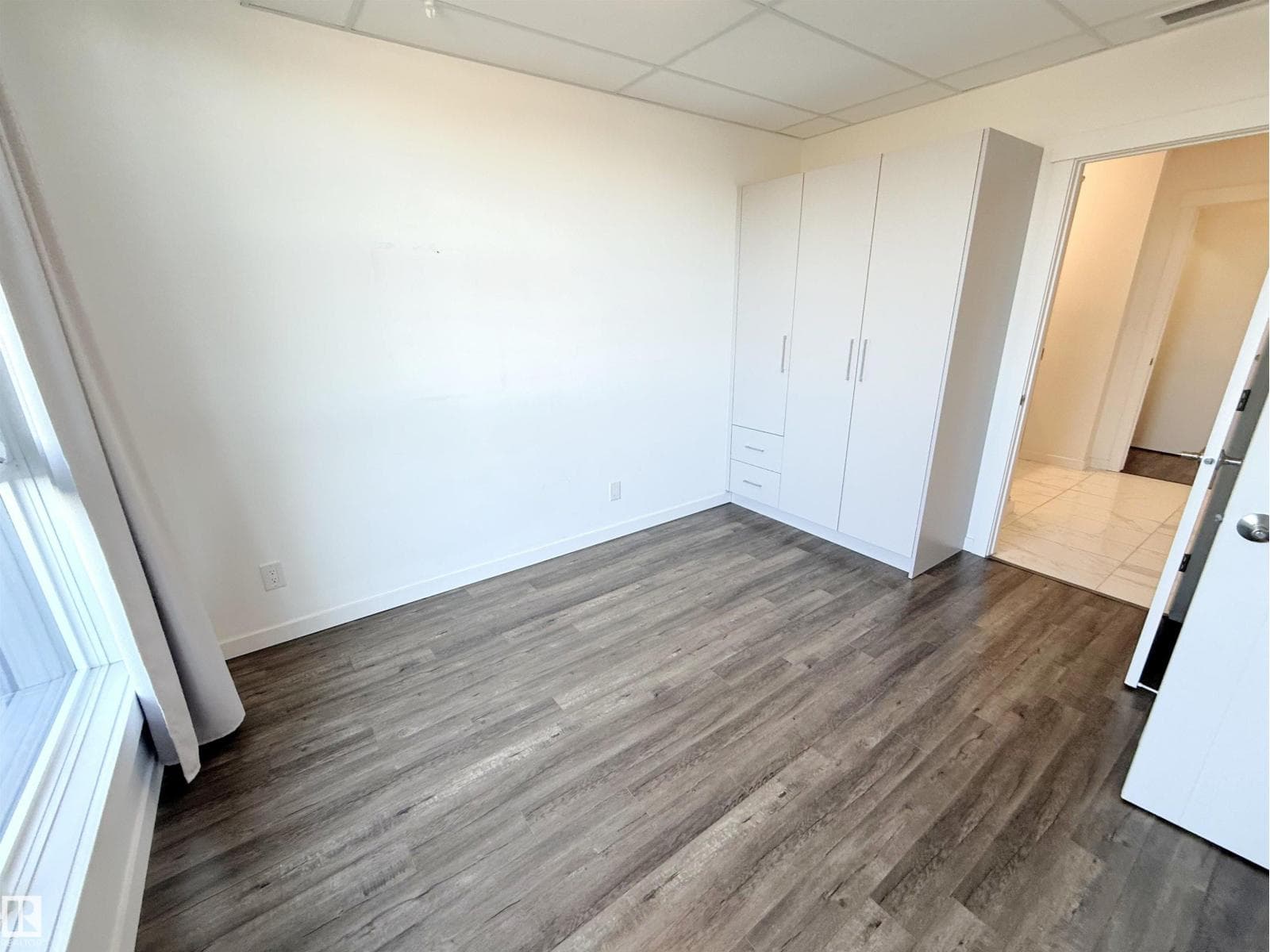#405 11503 76 AV NW
