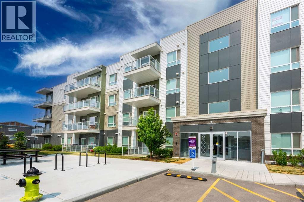 2303, 220 Seton Grove SE